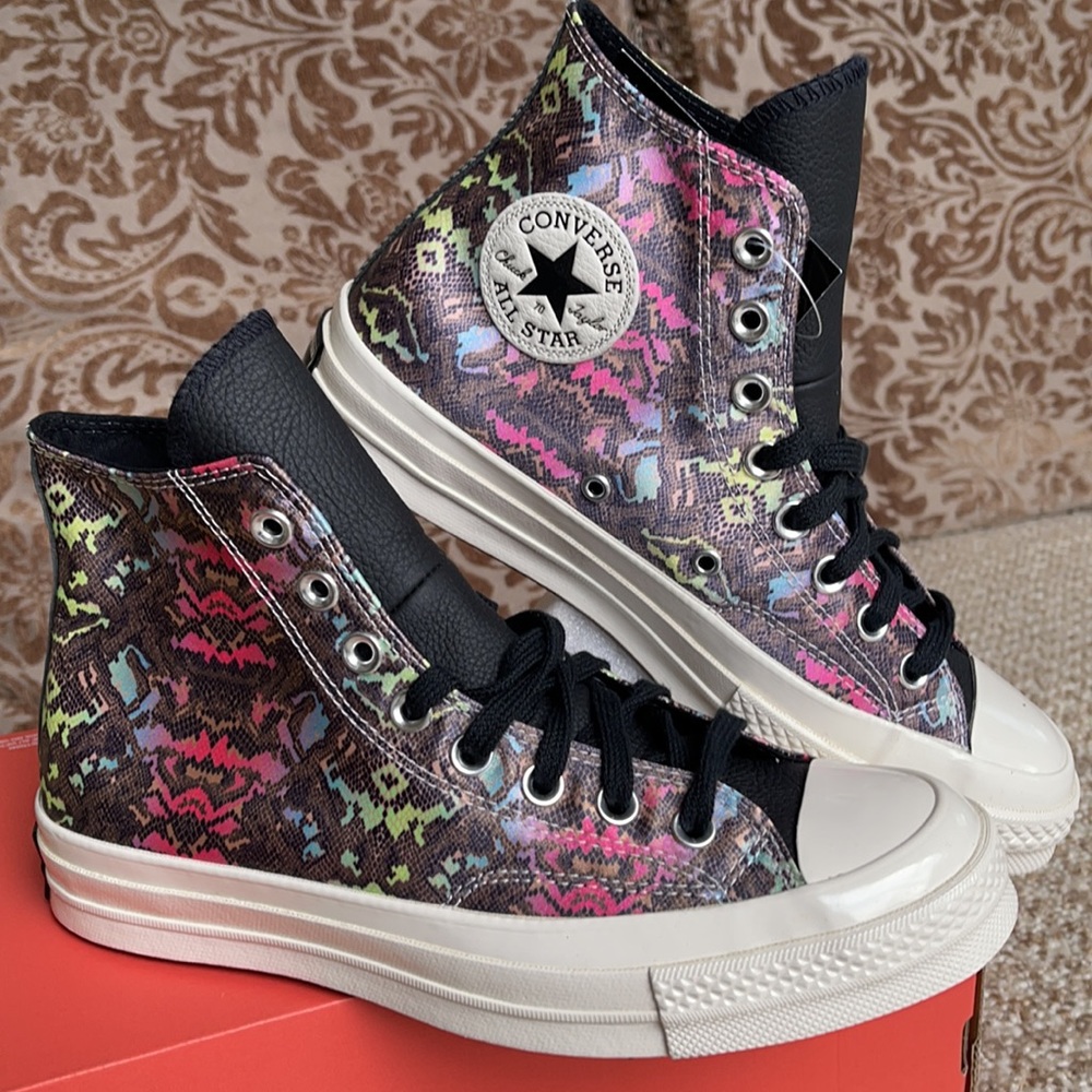 Converse Chuck 70 Hi ‘Digital Daze -Snakeskin’ WM 570264C
BLACK/HYPER PINK/EGRET - Picture 7 of 16
